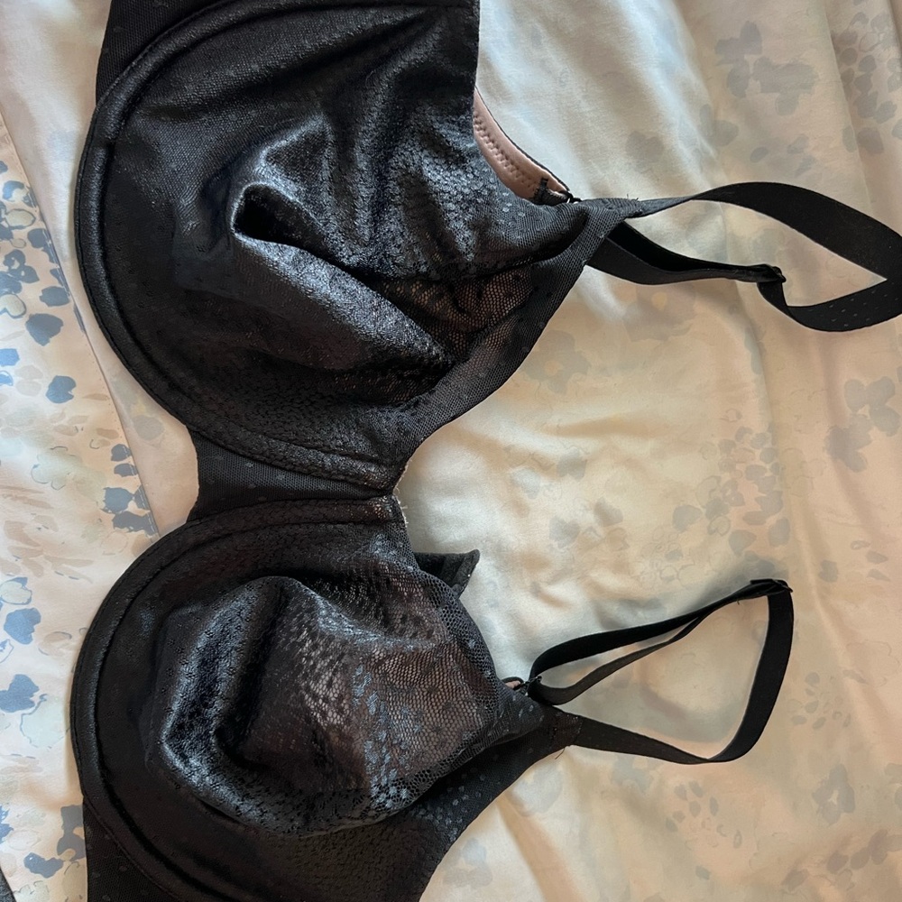 Wacoal Black Textured Underwire Bra